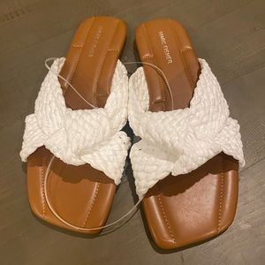 Women’s Marc Fisher sandals Size 8M